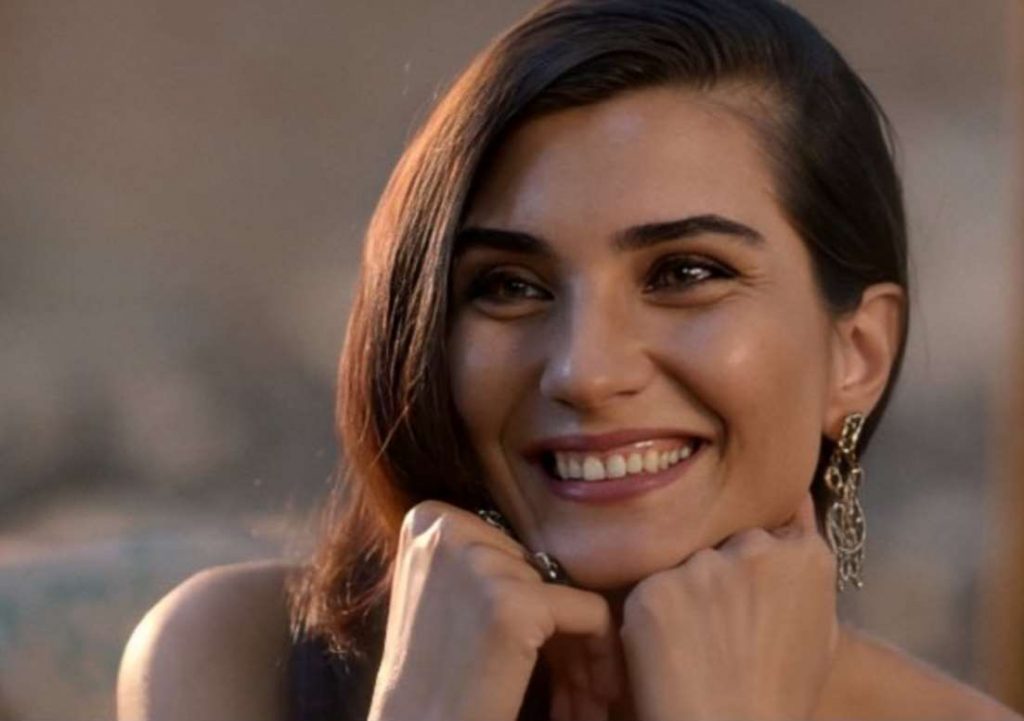 Tuba Büyüküstün