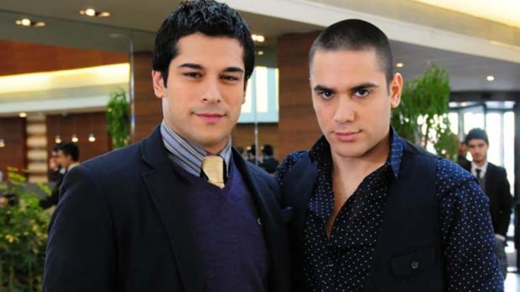 Burak Özçivit ve Kadir Doğulu
