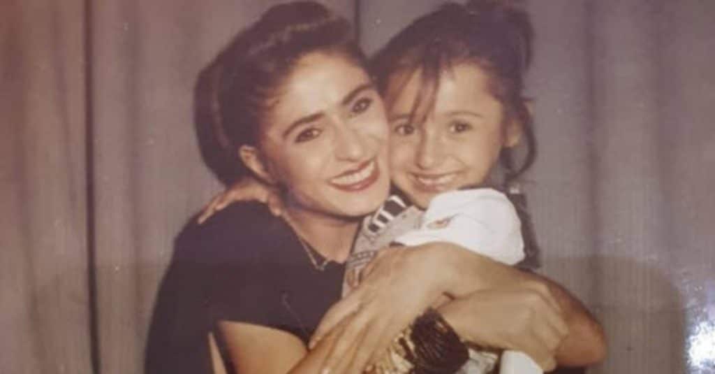 Yıldız Tilbe ve kızı
