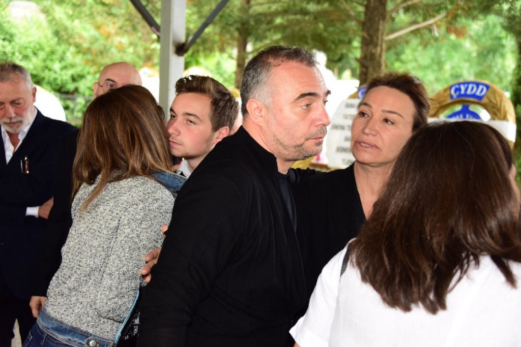 Oktay Kaynarca ve Demet Akbağ