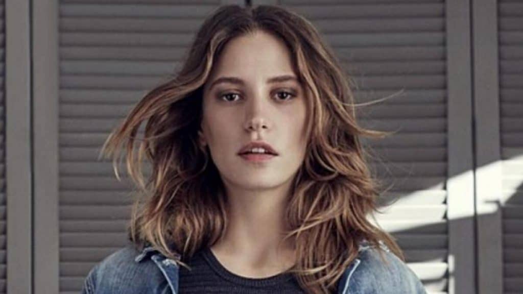 Serenay Sarıkaya