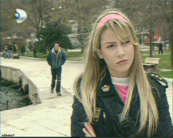Sinem Kobal