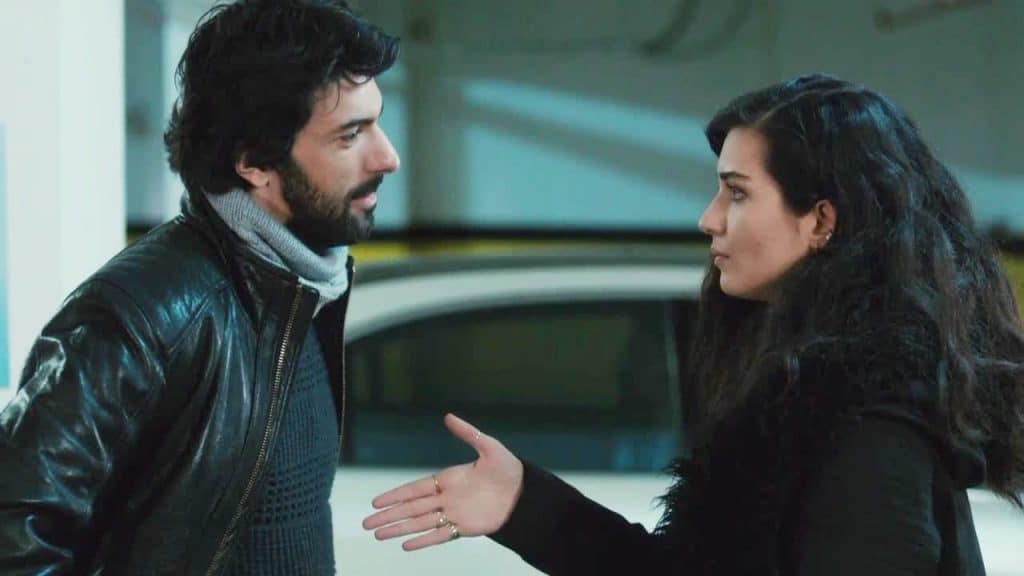 Tuba Büyüküstün ve Engin Akyürek