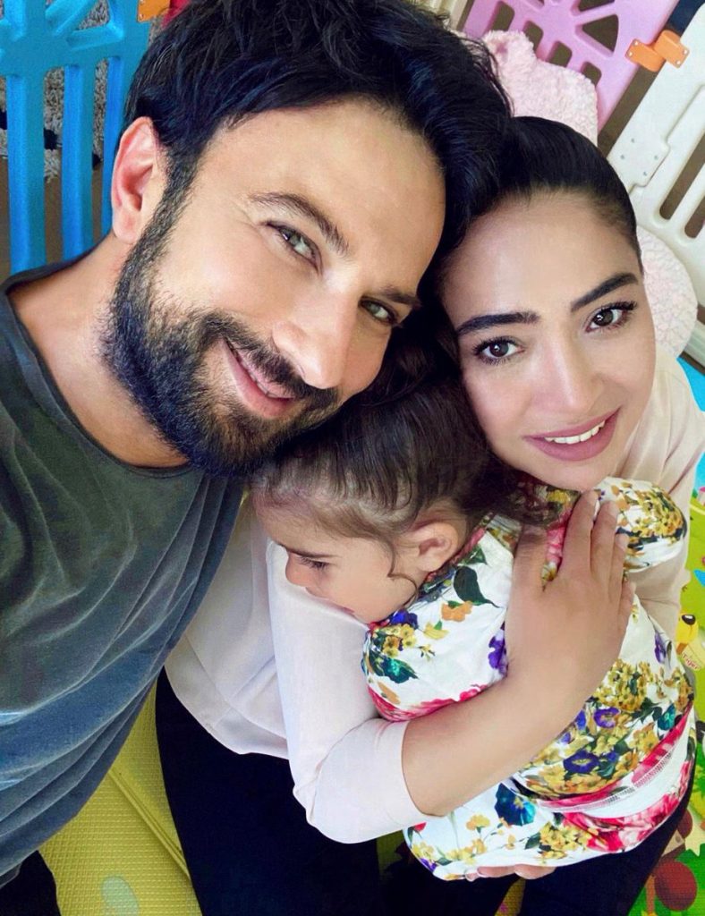 Tarkan ve ailesi