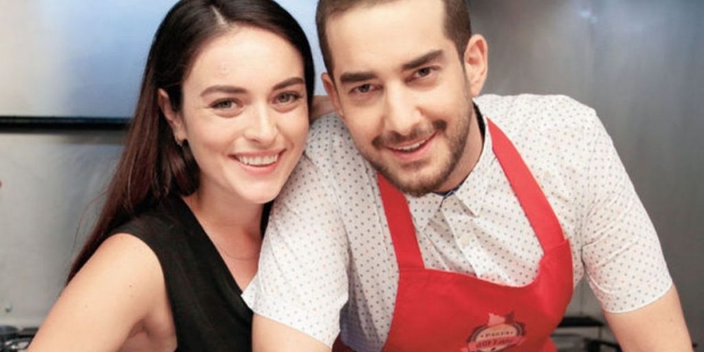 Ezgi Mola Enis Arıkan