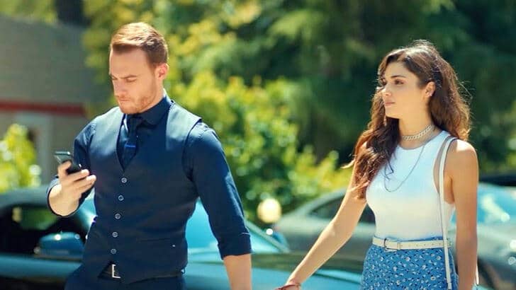 sen çal kapımı-sinan albayrak-hande erçel-kerem bürsin
