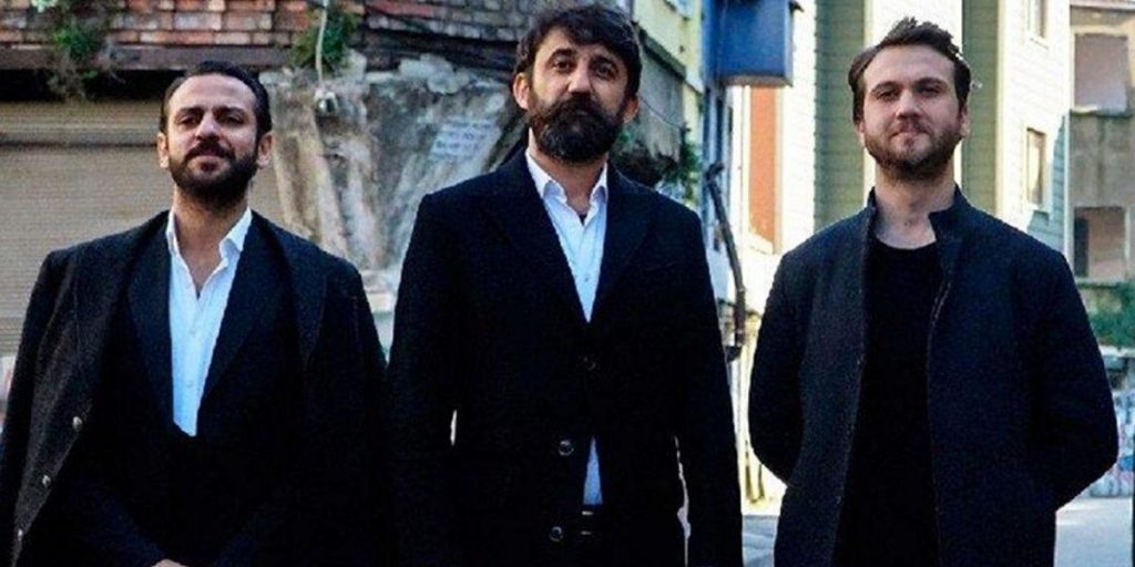 Aras Bulut İynemli Erkan Kolçak Köstendil Necip Memili