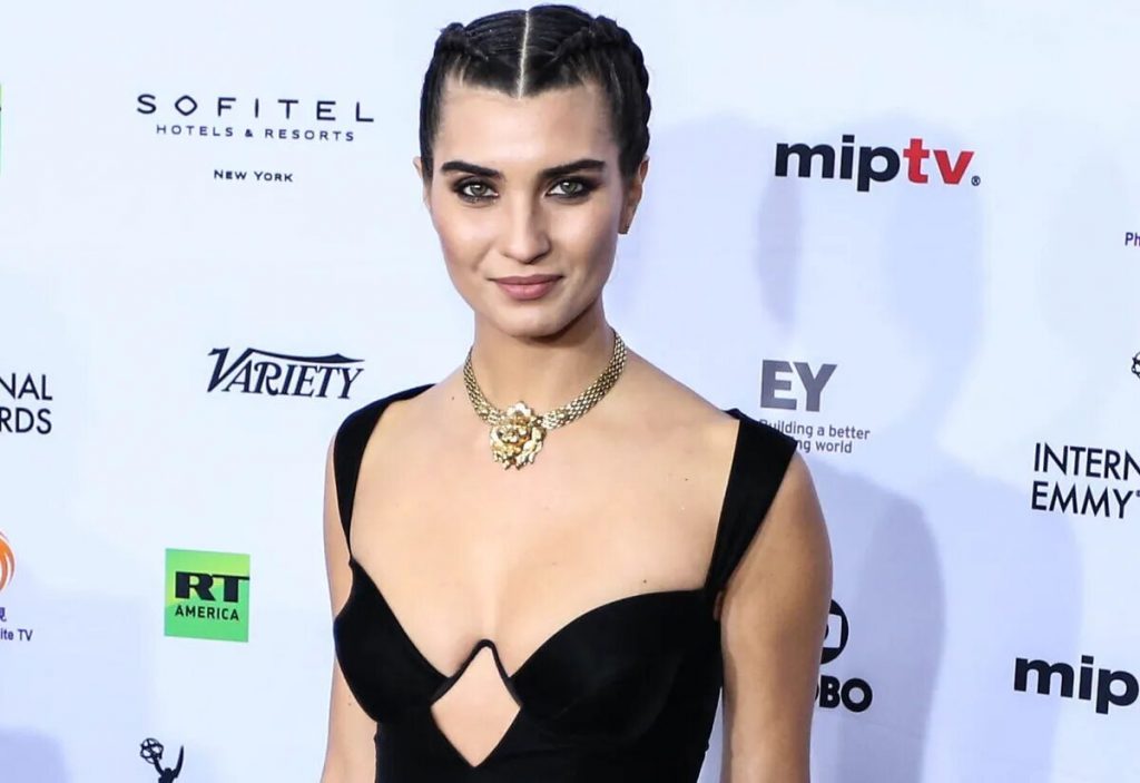 Tuba Büyüküstün