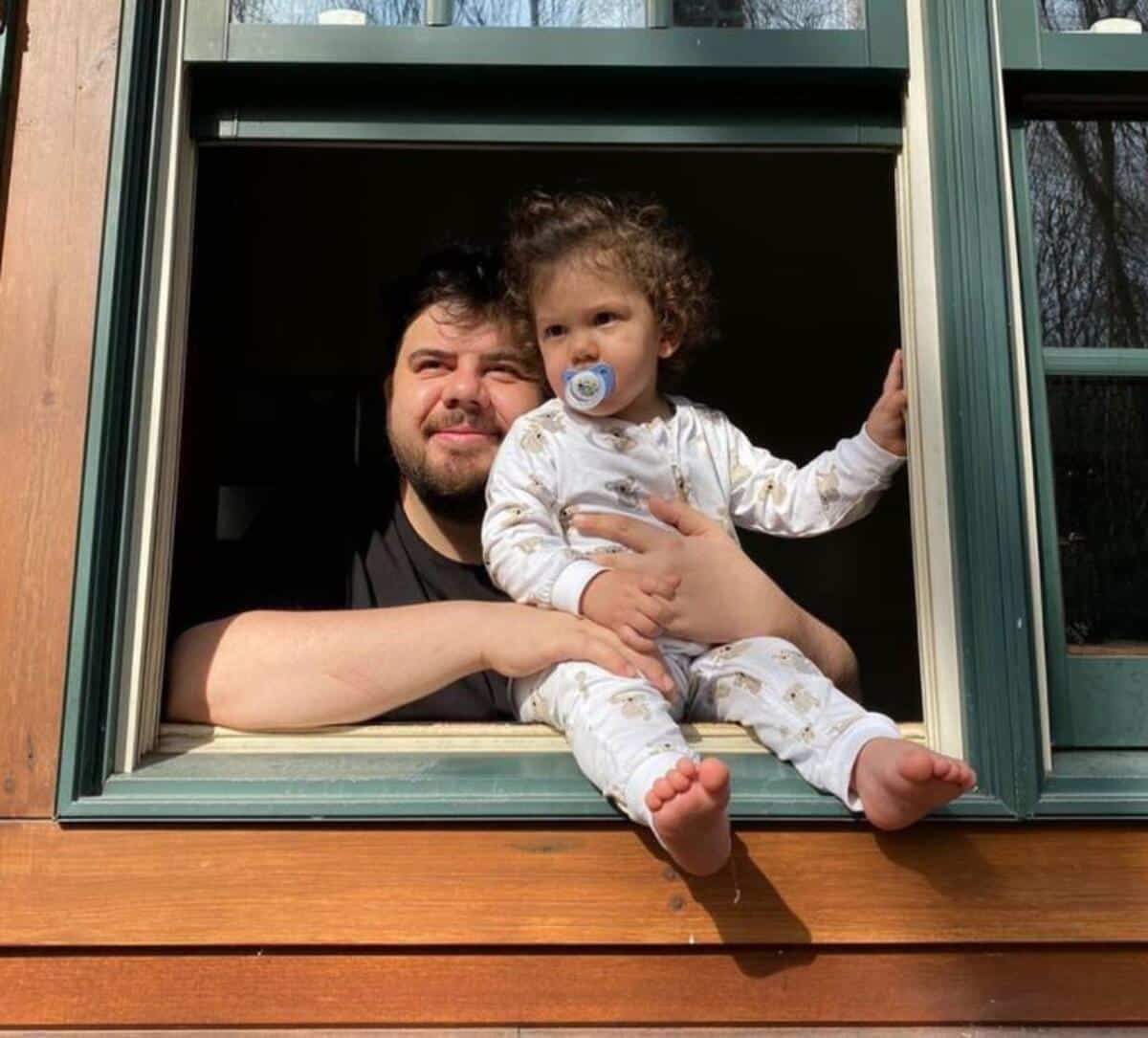 Junior Eser�ler Birbirlerine Gitgide Alışıyor! İşte Küçük