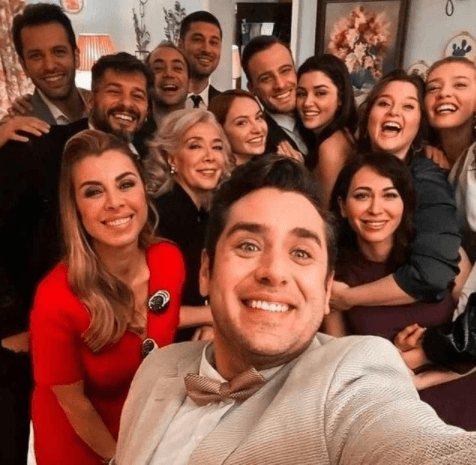 sen çal kapımı-hande erçel-kerem bürsin.